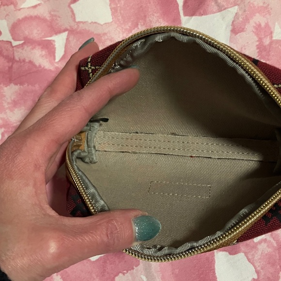 Authentic Dooney & Bourke Red Patterned storage case - Picture 6 of 11